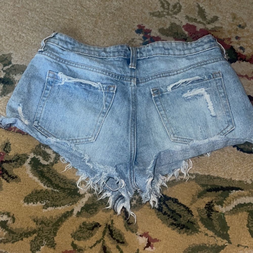 Vervet Jean Shorts - Picture 2 of 2